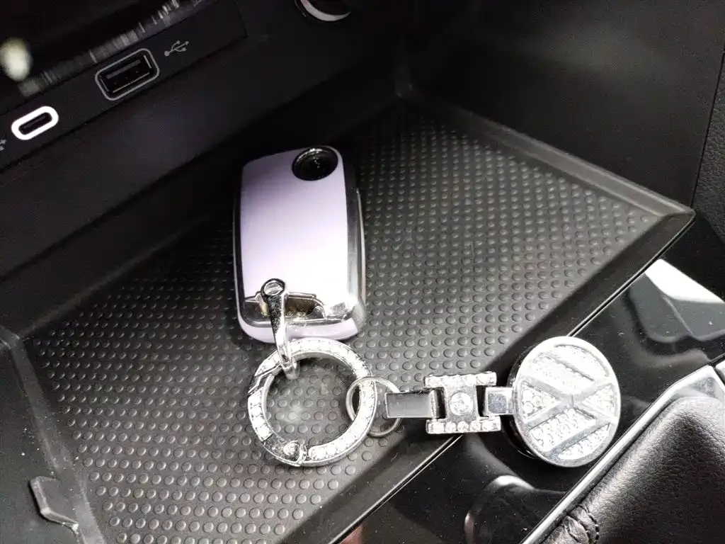 [object Object] Tiguan L 2024 из CN, фото 9