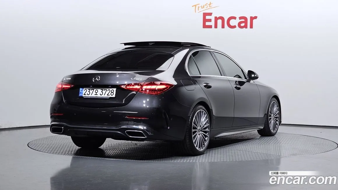 Mercedes-Benz C-Class 2023 из KR, фото 2