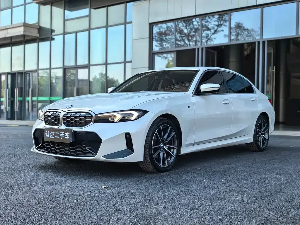 BMW 3 Series 2024 из CN, фото 1
