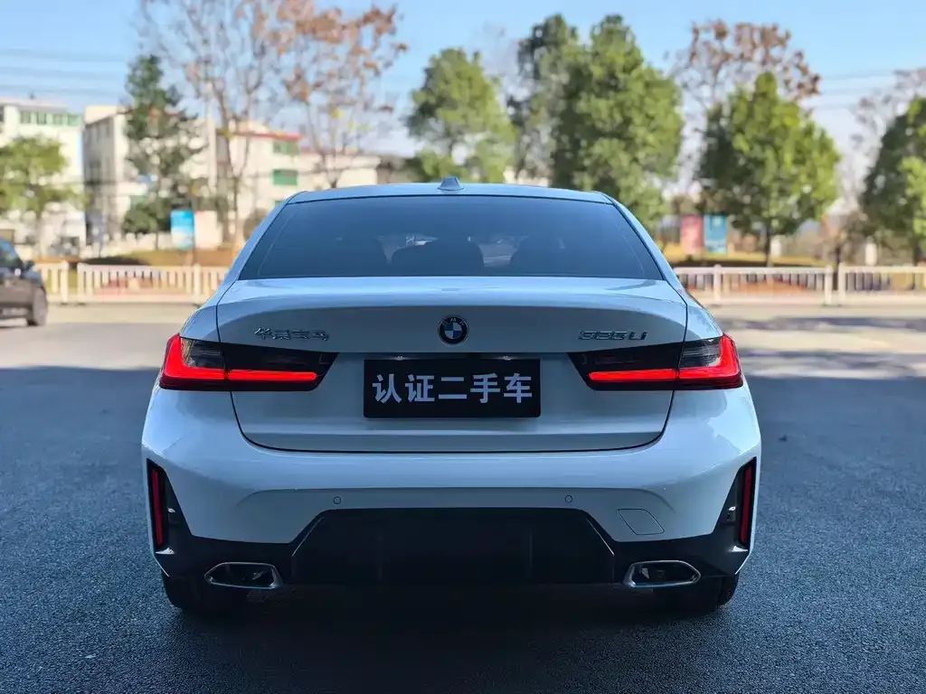 BMW 3 Series 2024 из CN, фото 3