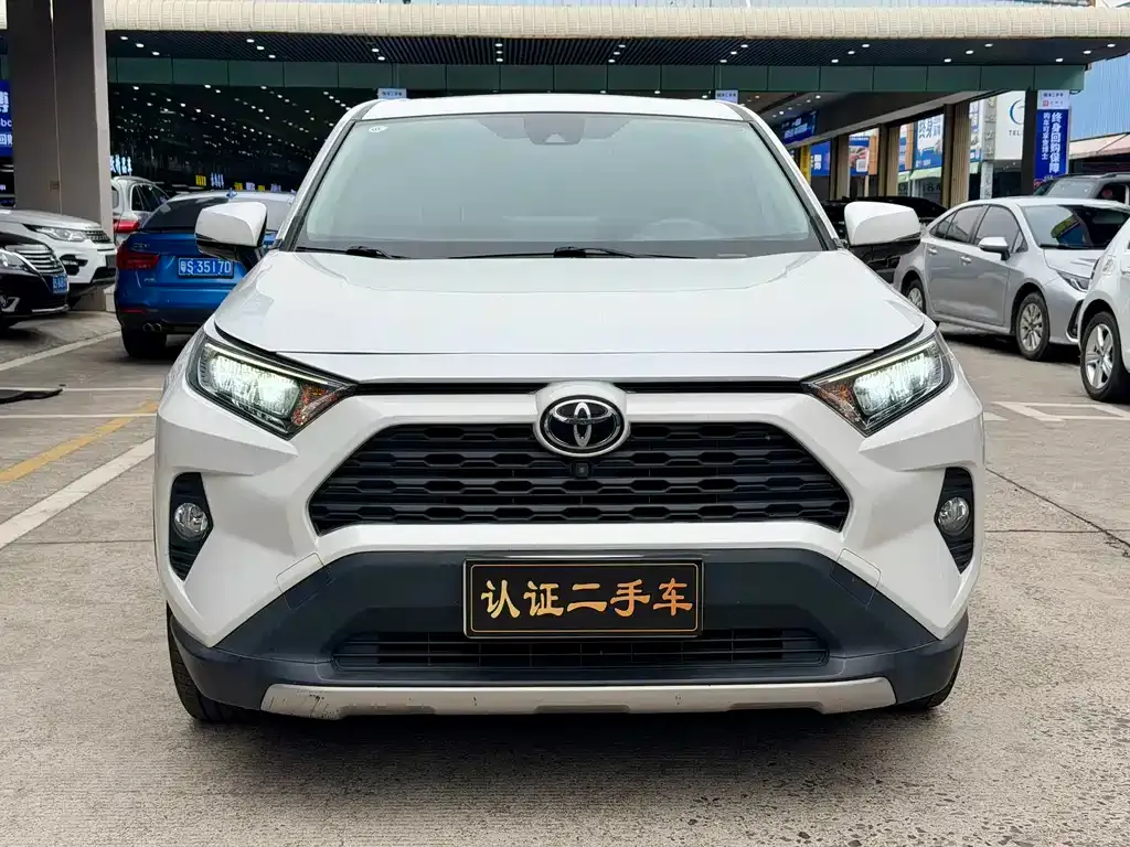 Toyota RAV4 2021 из CN, фото 7