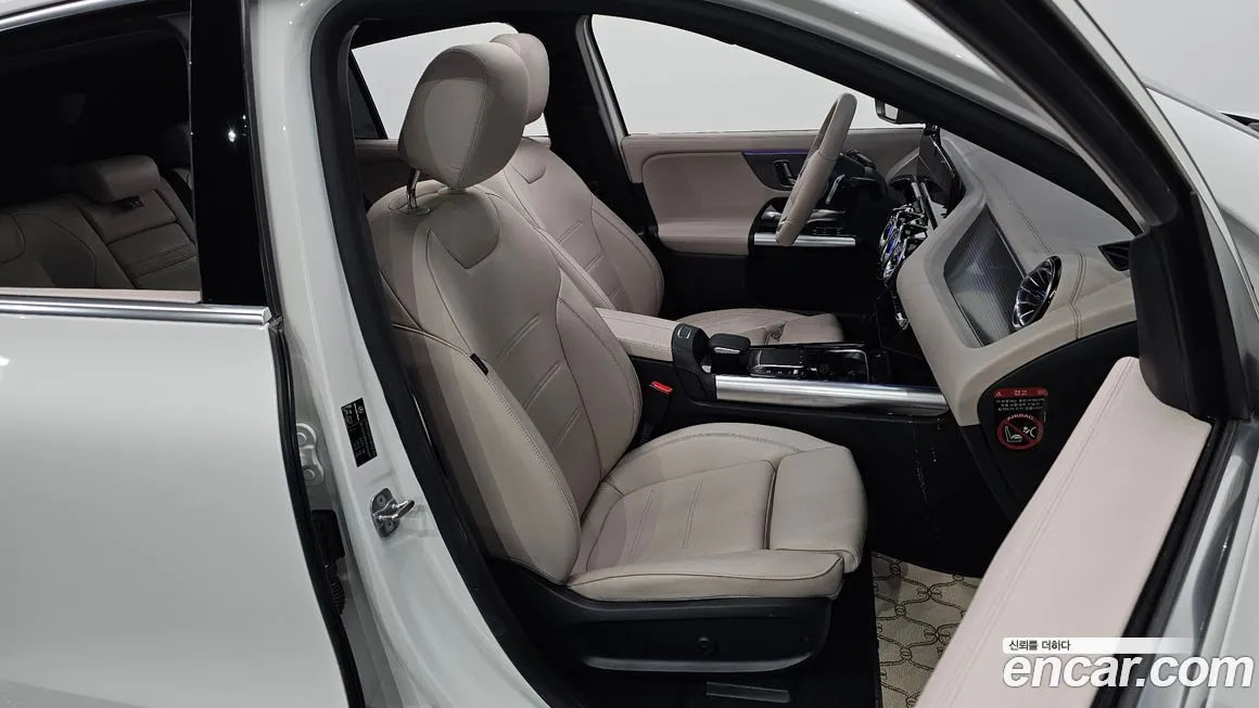 Mercedes-Benz EQA 2023 из KR, фото 10