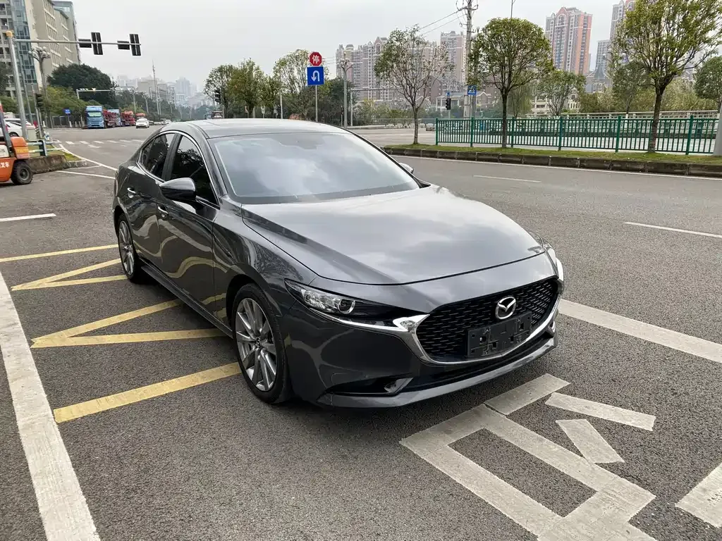 Mazda 3 Axela 2023 из CN, фото 5