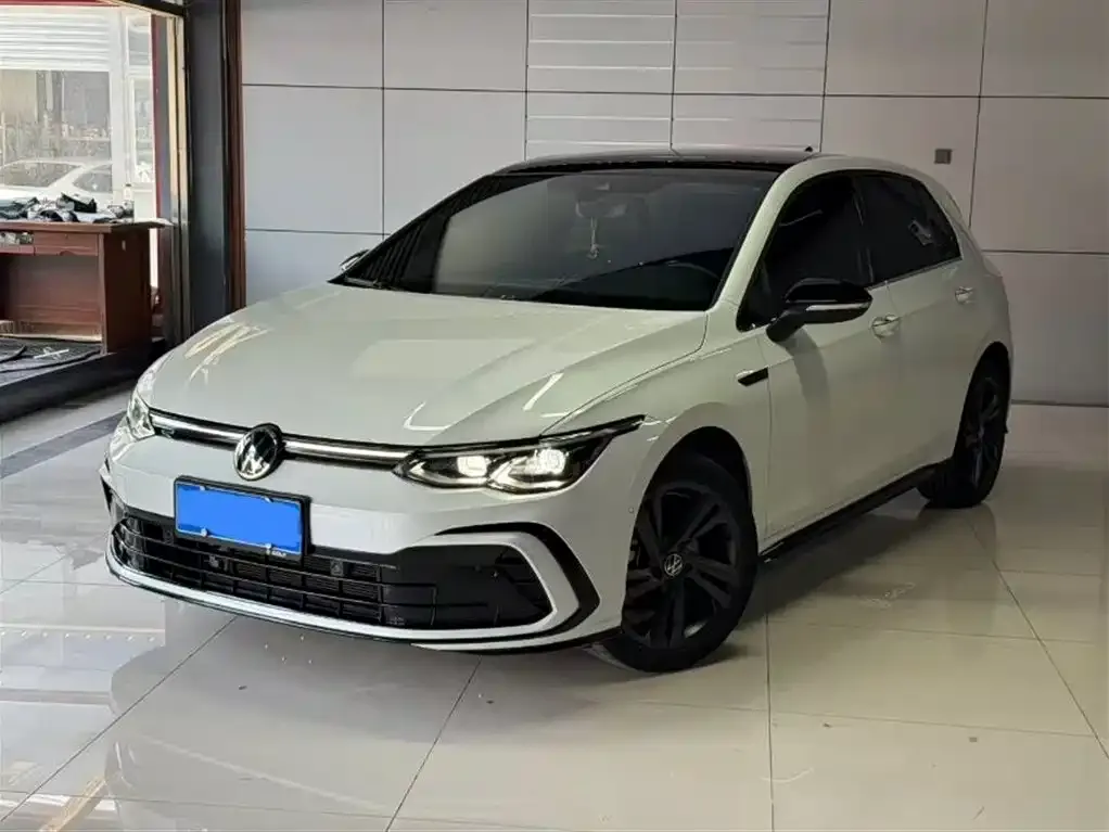 Volkswagen Golf 2022 из CN, фото 1