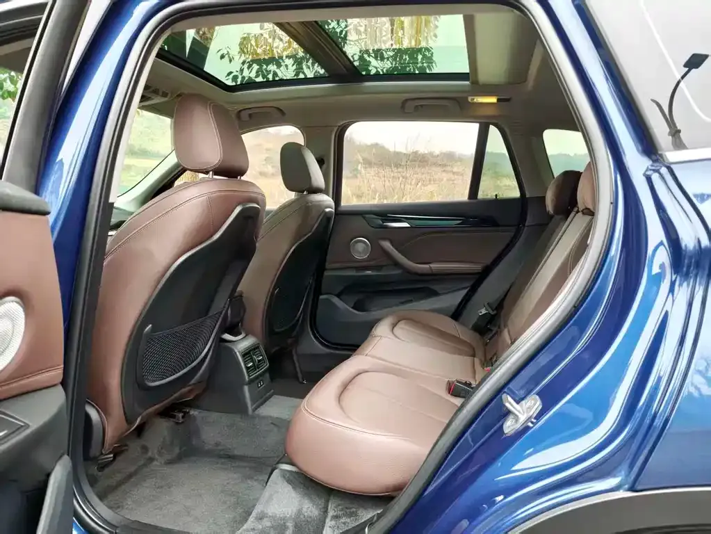 BMW X1 2022 из CN, фото 3