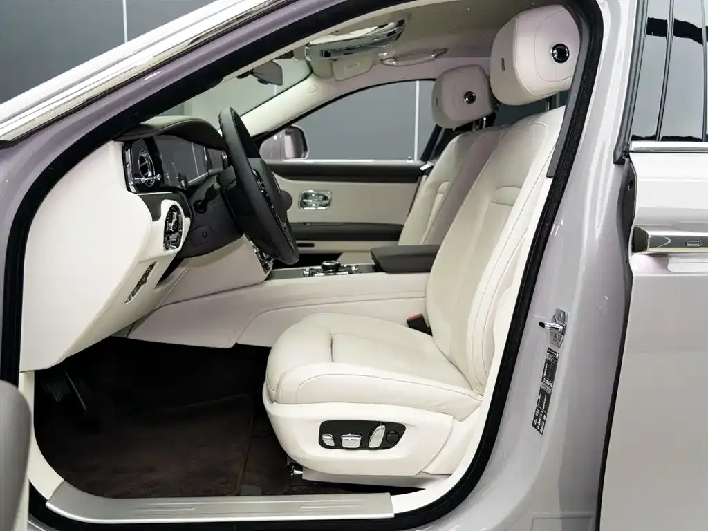 Rolls-Royce Ghost 2023 из CN, фото 8