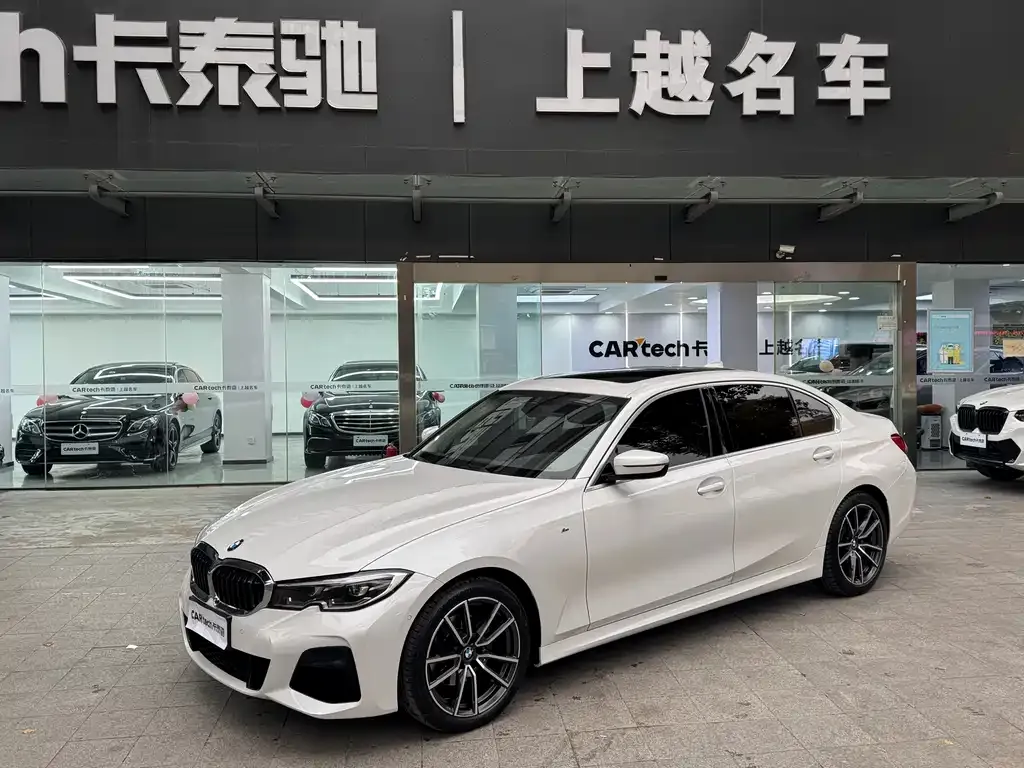 BMW 3 Series 2021 из CN, фото 1