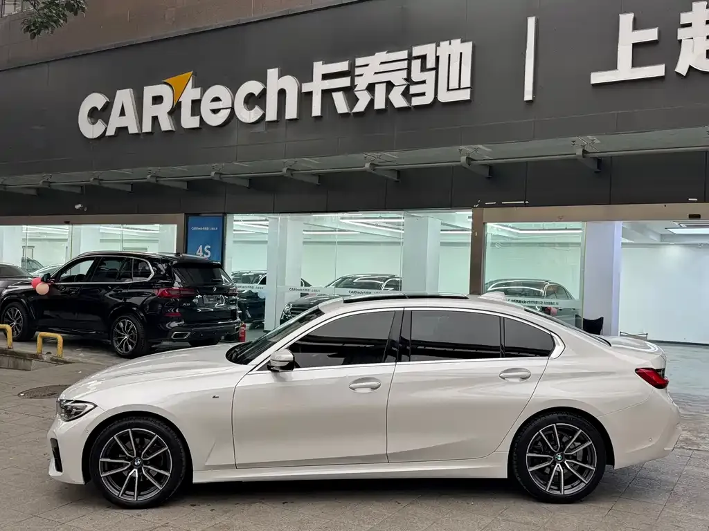 BMW 3 Series 2021 из CN, фото 2