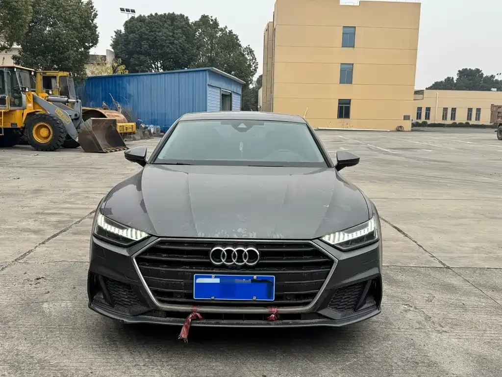 Audi A7 2023 из CN, фото 2