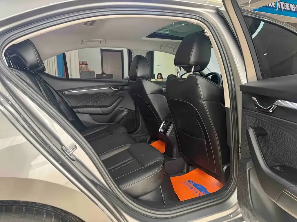 Skoda Octavia 2022 из CN, фото 6