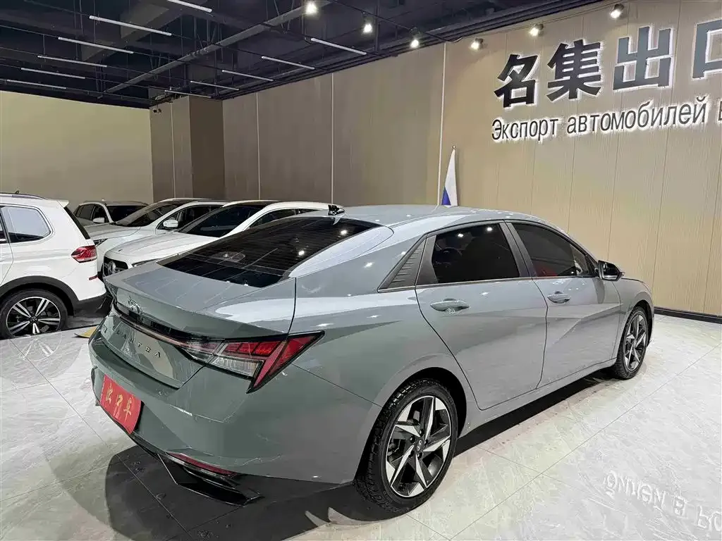 Hyundai Elantra 2023 из CN, фото 5