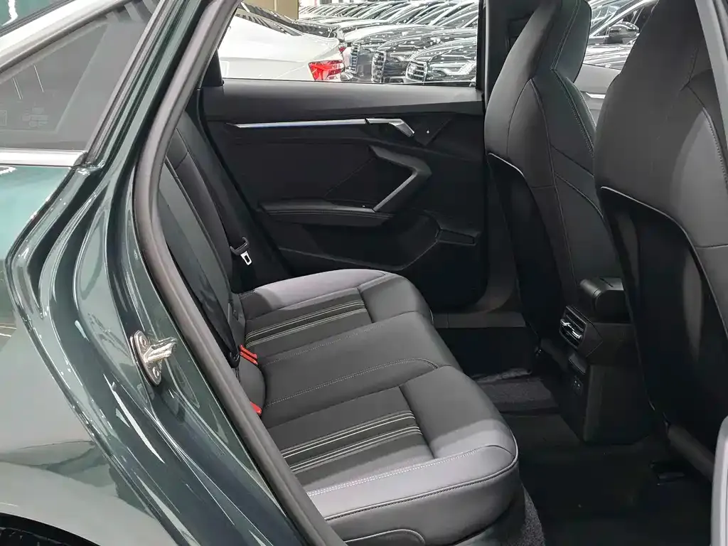 Audi A3 2024 из CN, фото 10