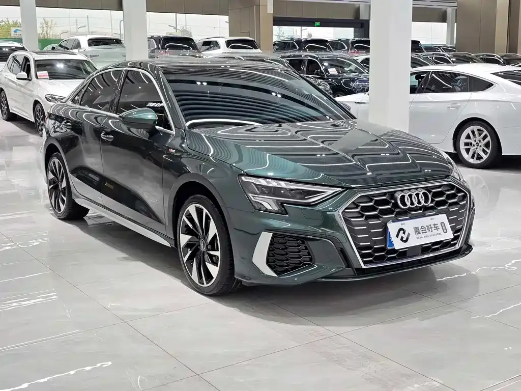 Audi A3 2024 из CN, фото 3