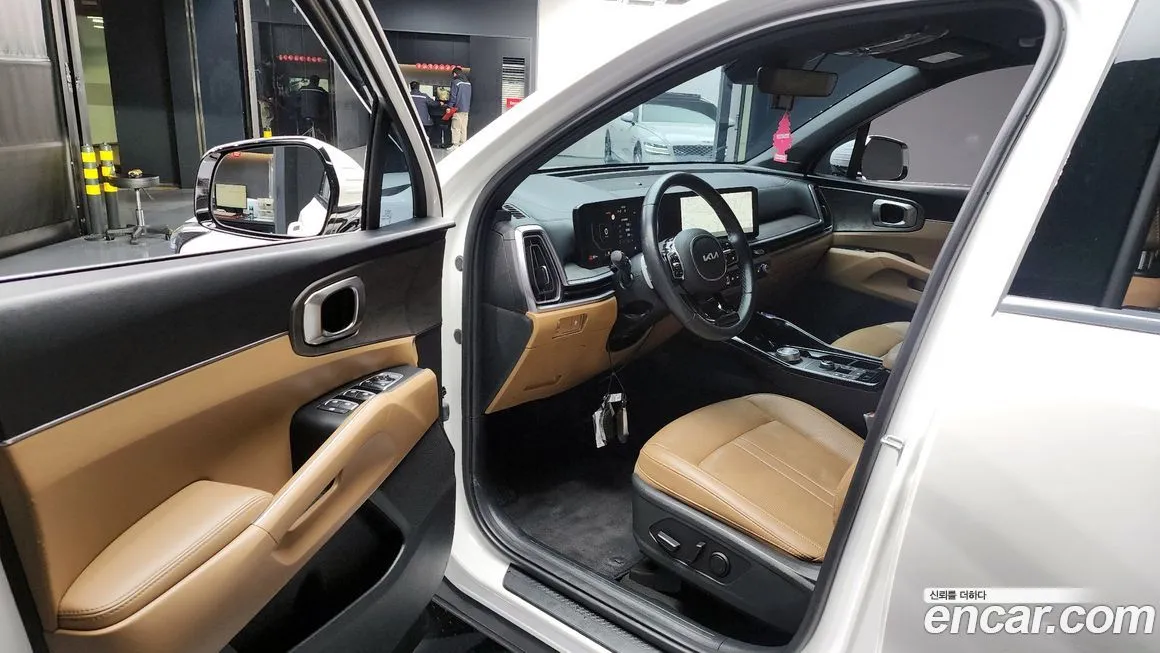 Kia Sorento — фото 6