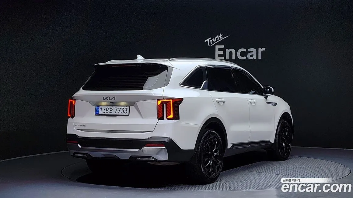 Kia Sorento — фото 4