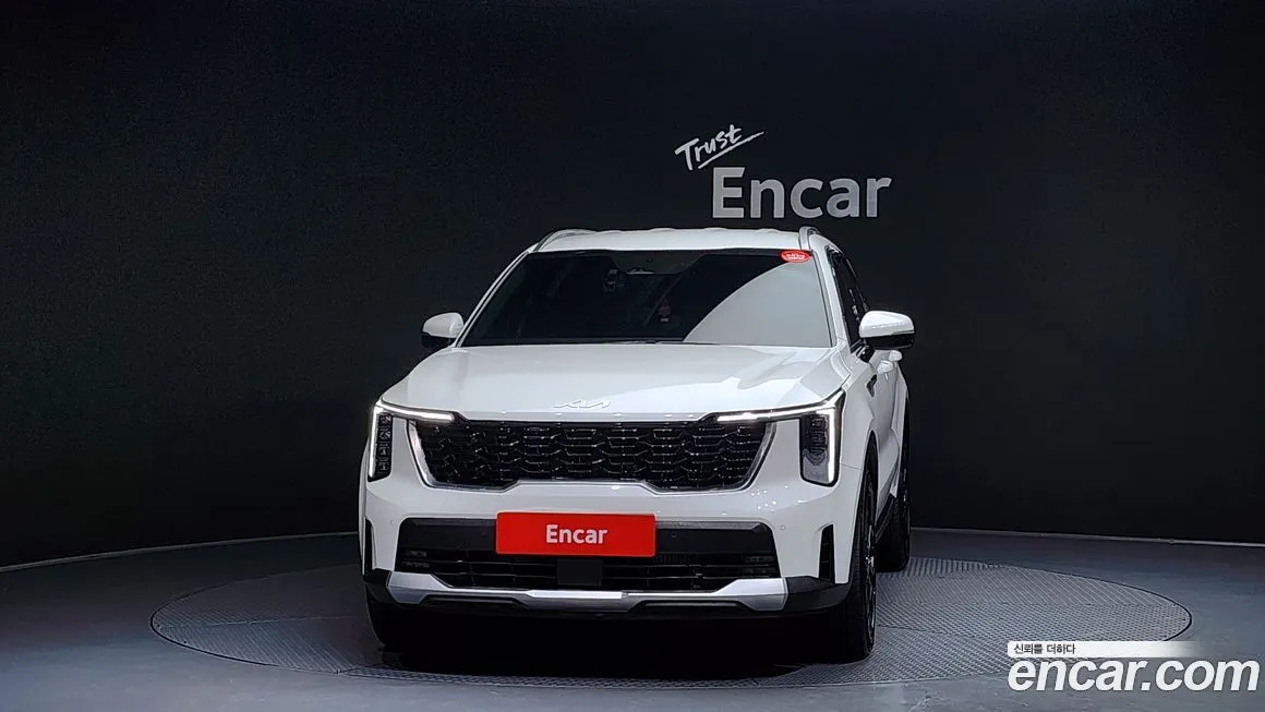 Kia Sorento — фото 8