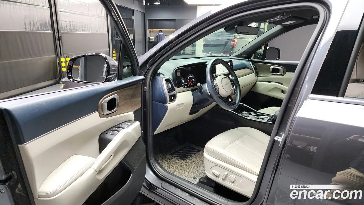 Kia Sorento — фото 10