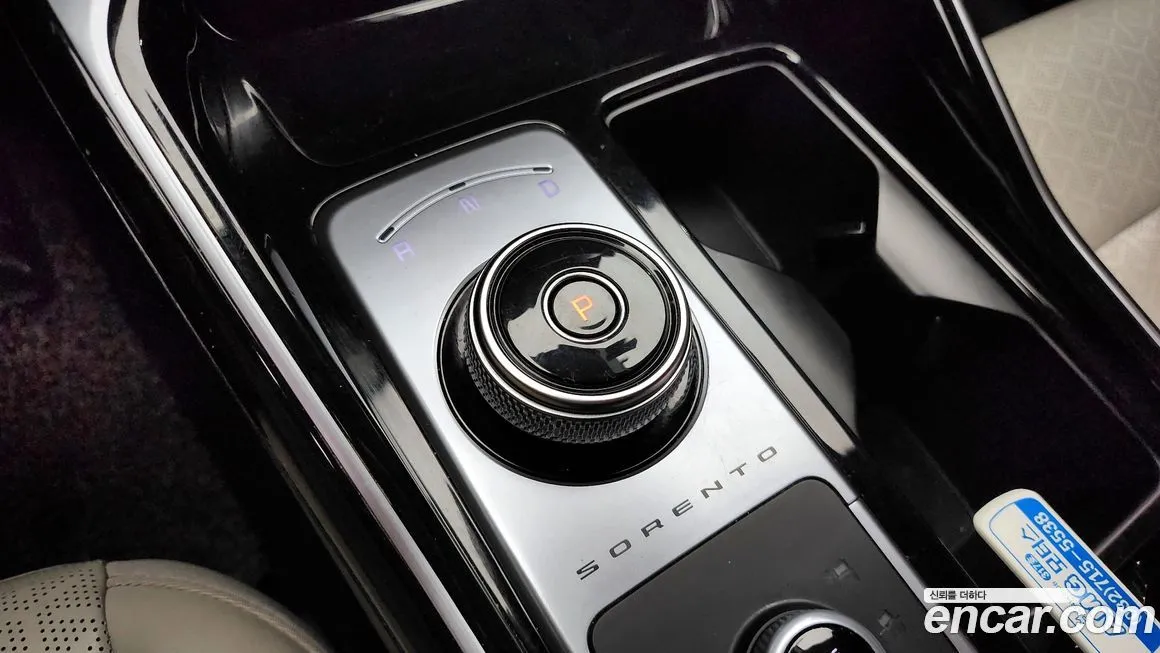 Kia Sorento — фото 9