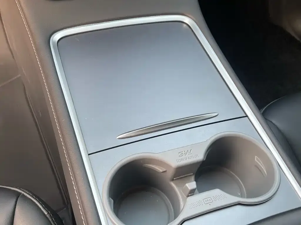 Tesla Model Y 2023 из CN, фото 5
