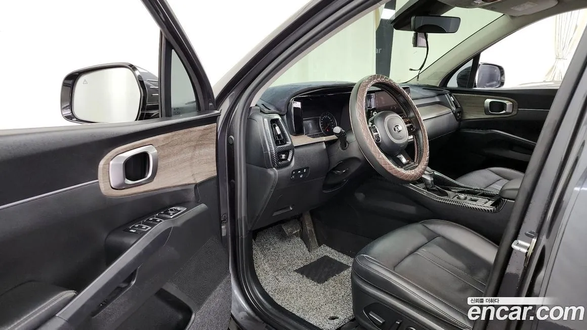 Kia Sorento — фото 10