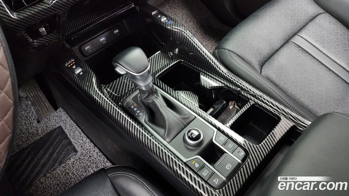 Kia Sorento — фото 9