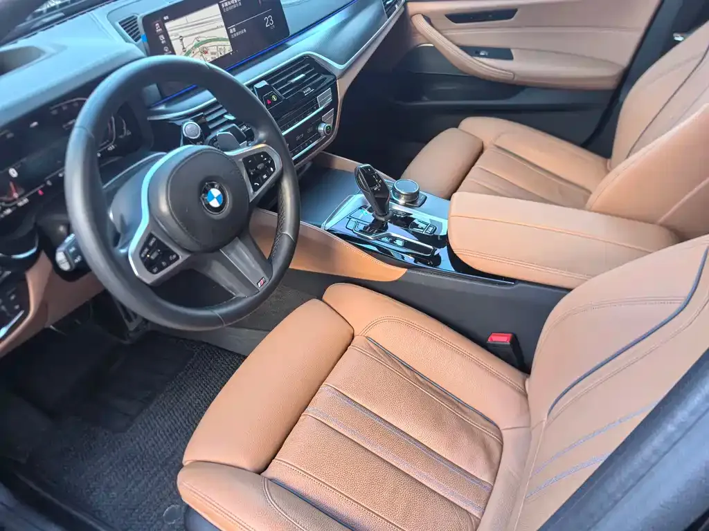 BMW 5 Series (Import) 2024 из CN, фото 5