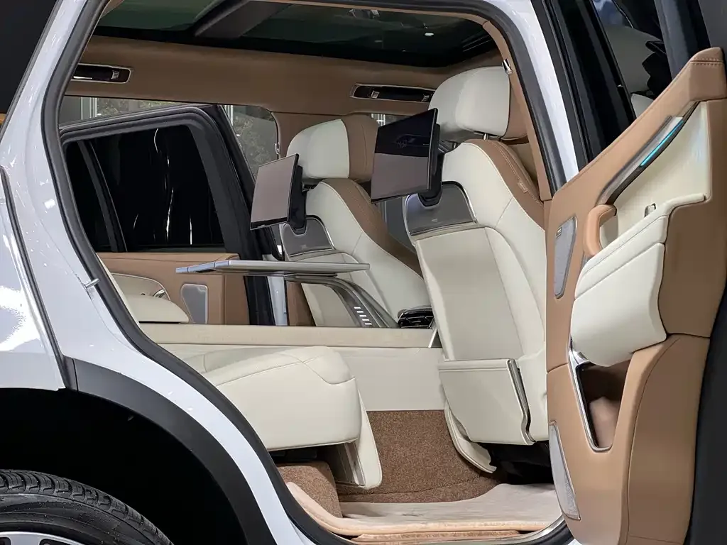 Land Rover Range Rover 2025 из CN, фото 6