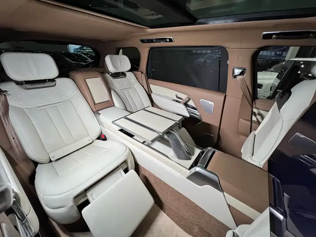 Land Rover Range Rover 2025 из CN, фото 4