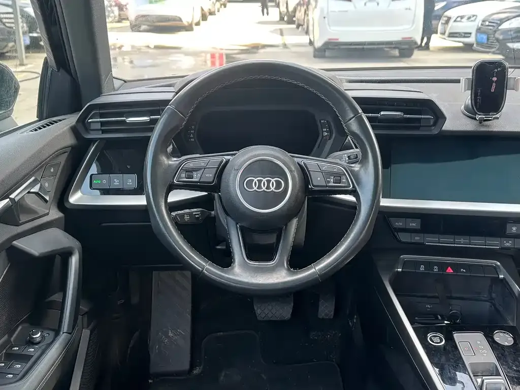 Audi A3 — фото 7