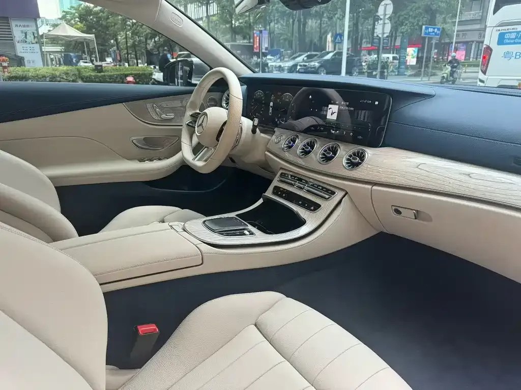 Mercedes-Benz E-Class (Import) — фото 3