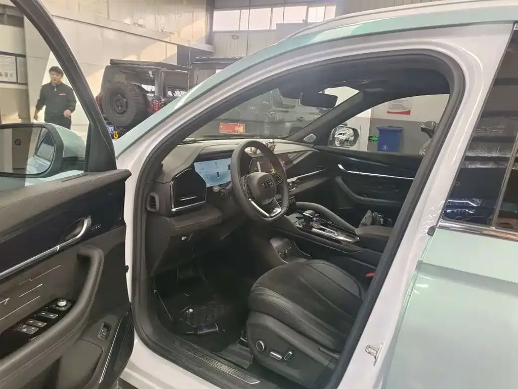 Geely Xingyue L 2024 из CN, фото 6