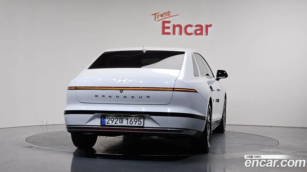 Hyundai Grandeur 2023 из KR, фото 4