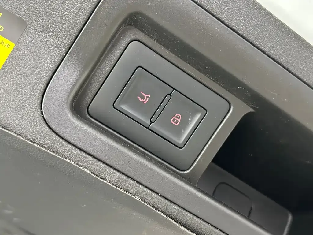 BYD Xia 2025 из CN, фото 10