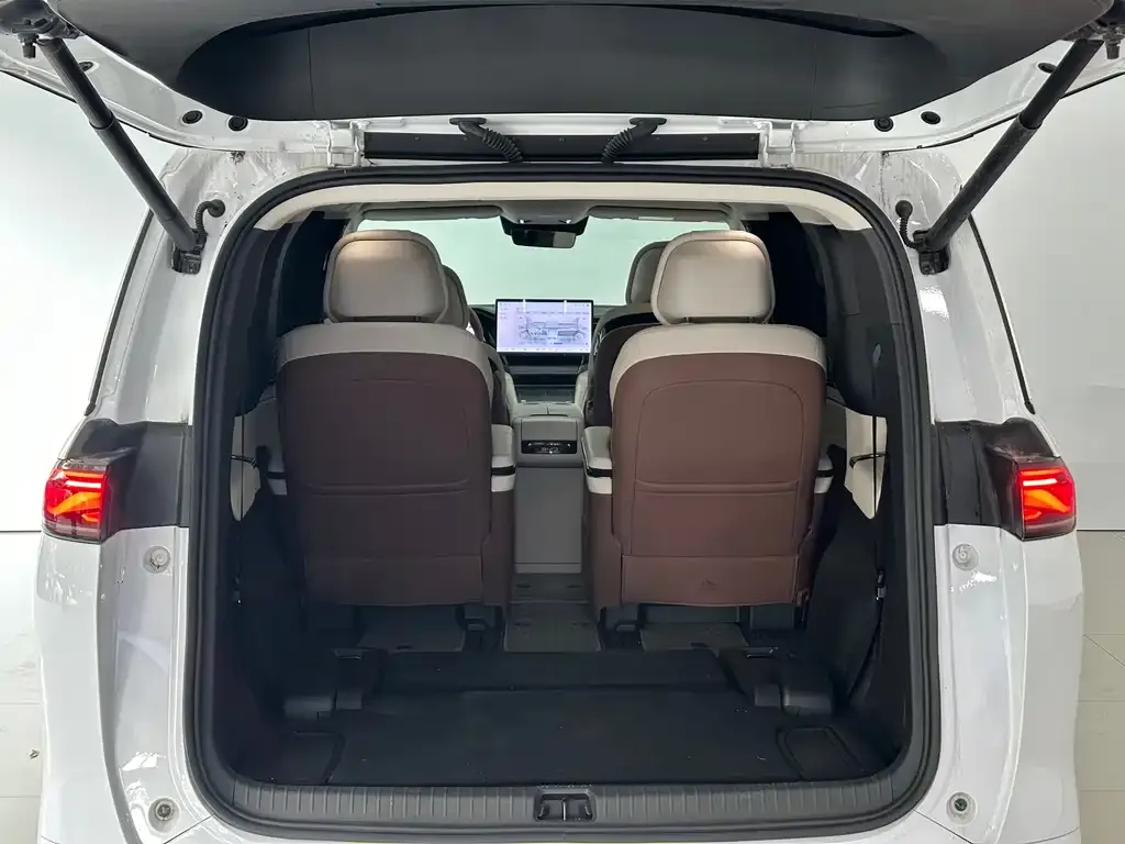 BYD Xia 2025 из CN, фото 4