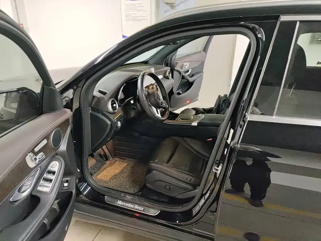 Mercedes-Benz GLC 2021 из CN, фото 2