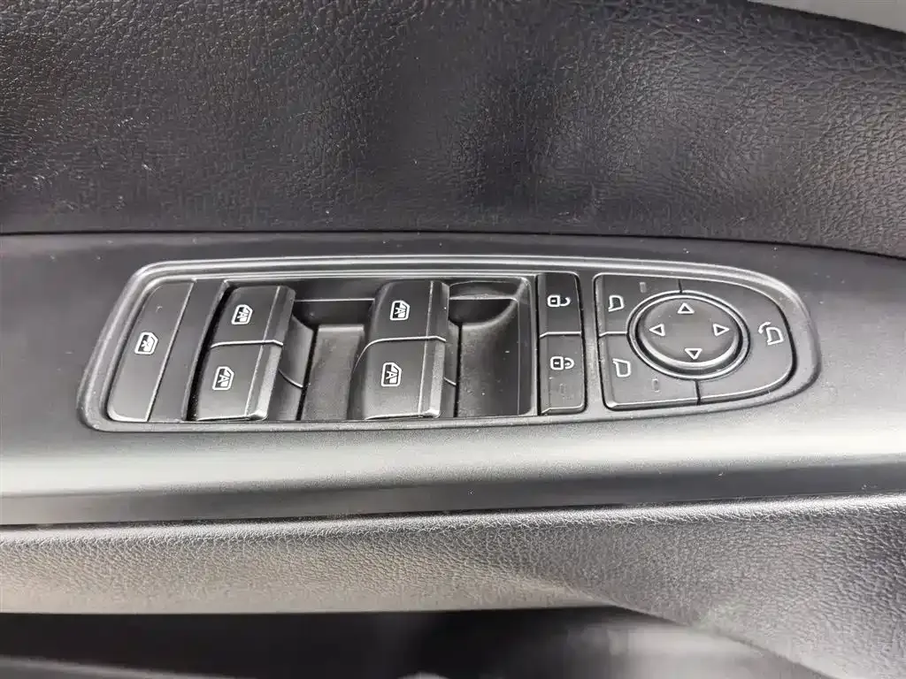 BYD Qin PLUS 2025 из CN, фото 9