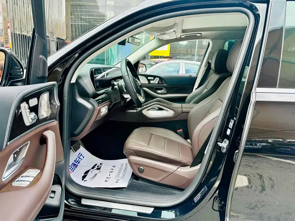 Mercedes-Benz GLS 2023 из CN, фото 7