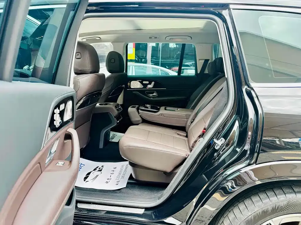 Mercedes-Benz GLS 2023 из CN, фото 9