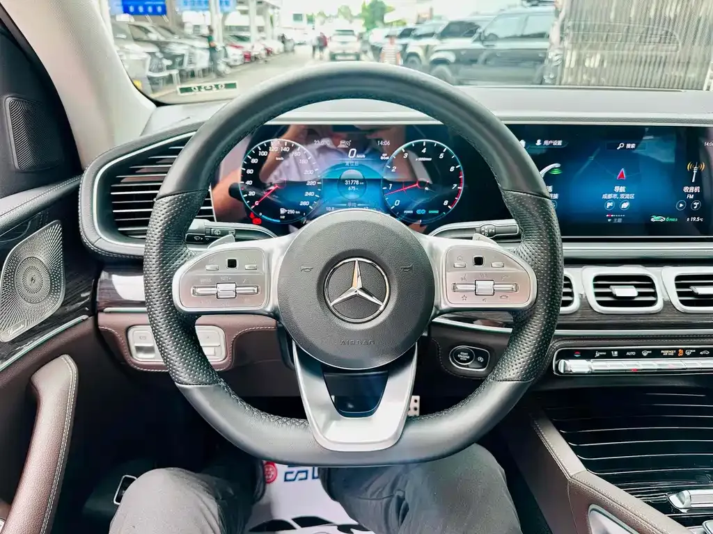 Mercedes-Benz GLS 2023 из CN, фото 5