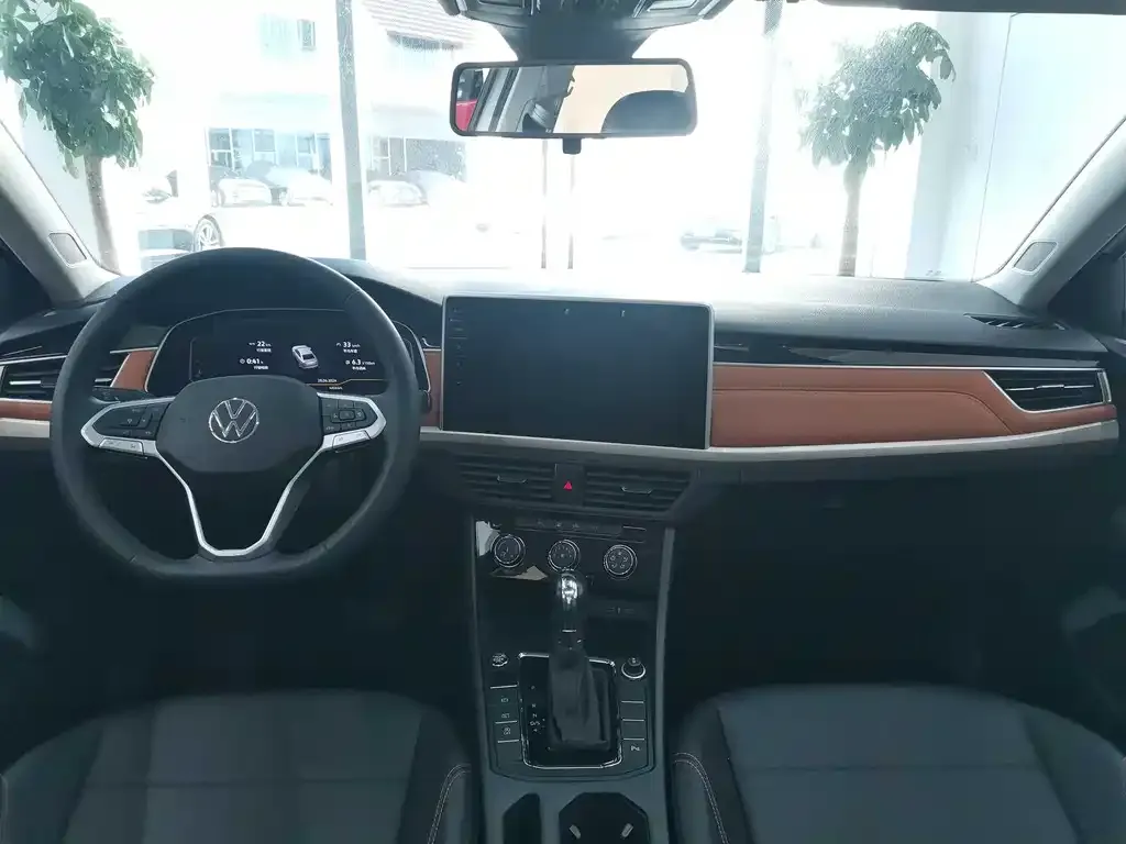 Volkswagen Bora 2024 из CN, фото 4