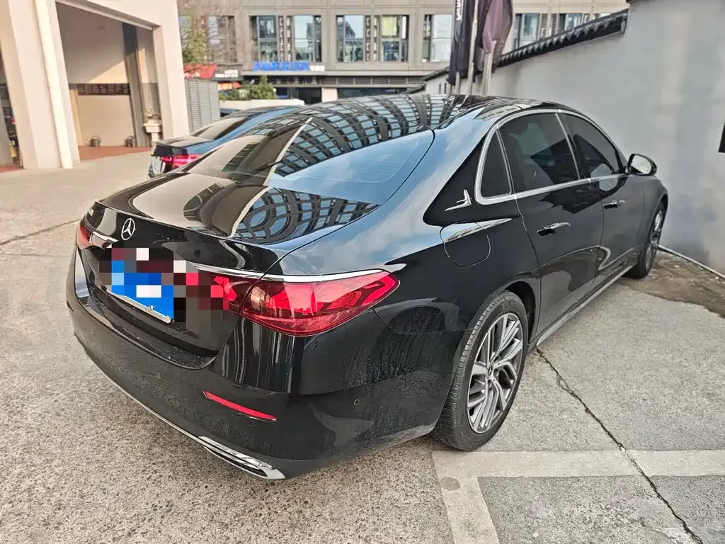 Mercedes-Benz E-Class 2024 из CN, фото 7