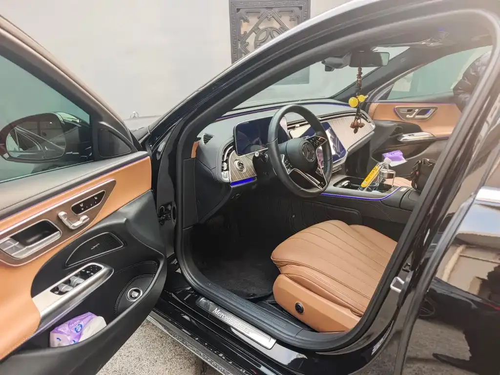 Mercedes-Benz E-Class 2024 из CN, фото 3