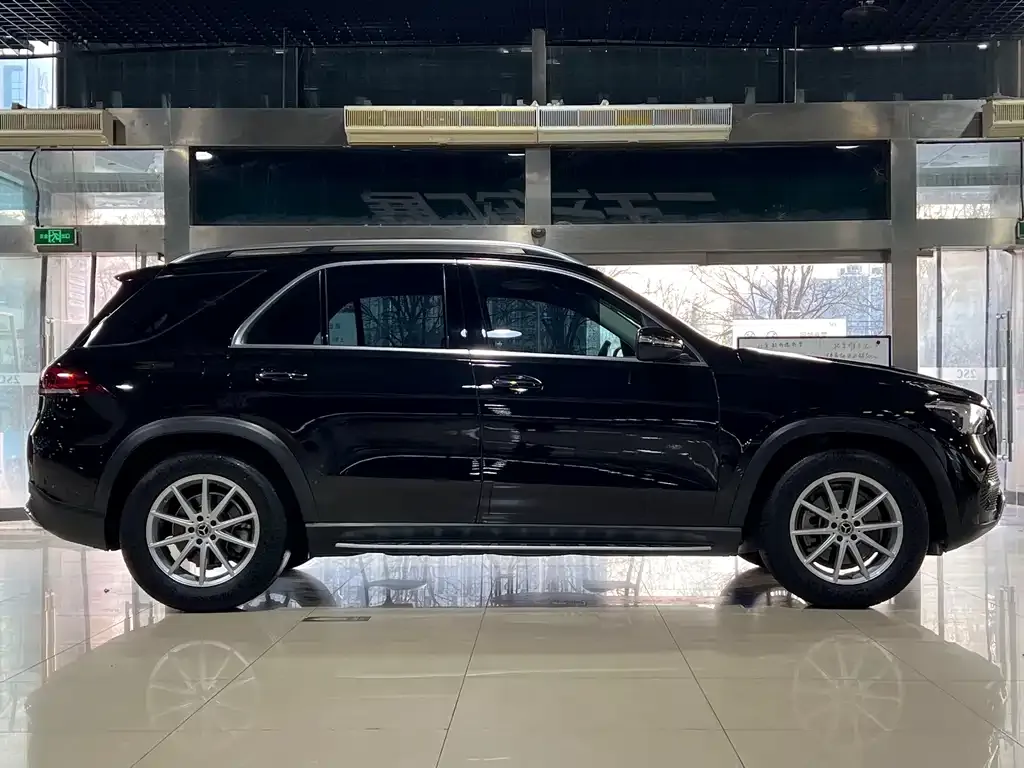 Mercedes-Benz GLE — фото 4