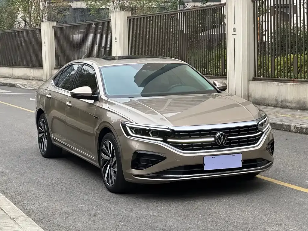 Volkswagen Passat 2022 из CN, фото 10