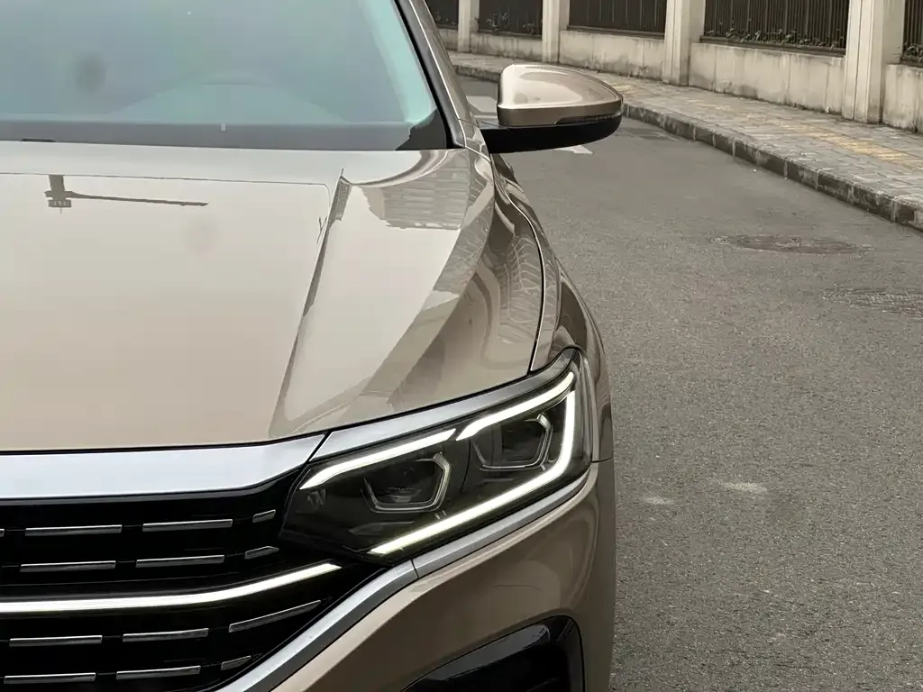 Volkswagen Passat 2022 из CN, фото 2