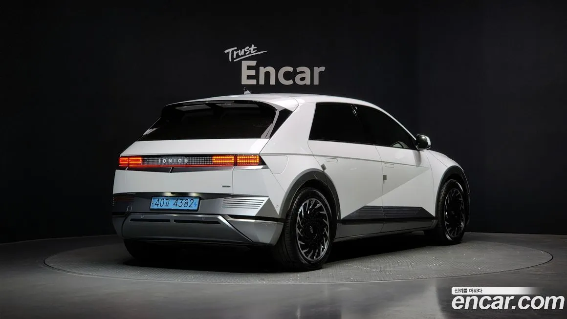 Hyundai Ioniq5 — фото 2