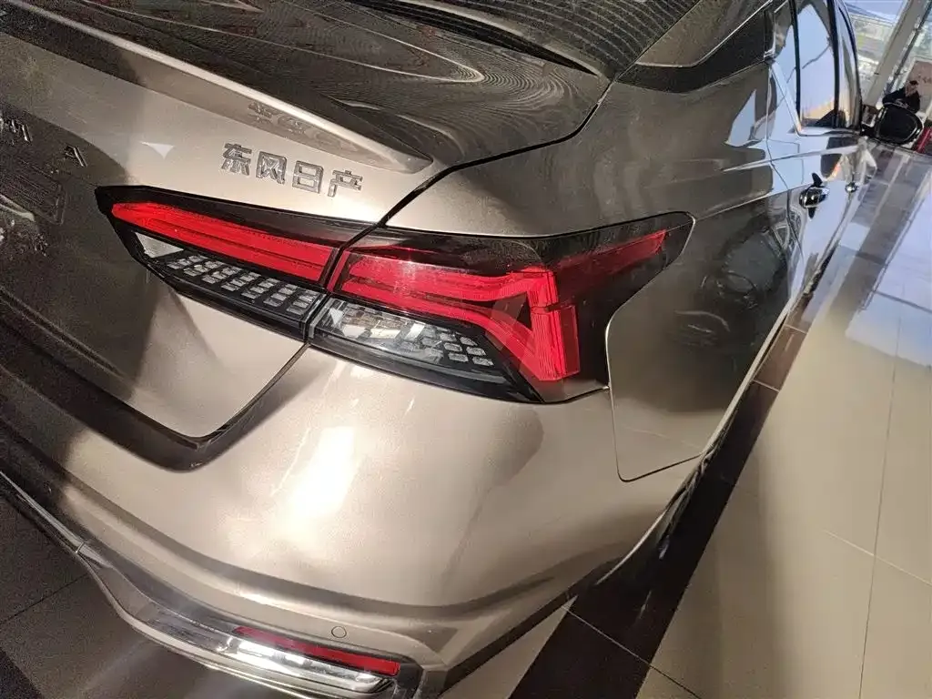 Nissan Teana 2022 из CN, фото 4