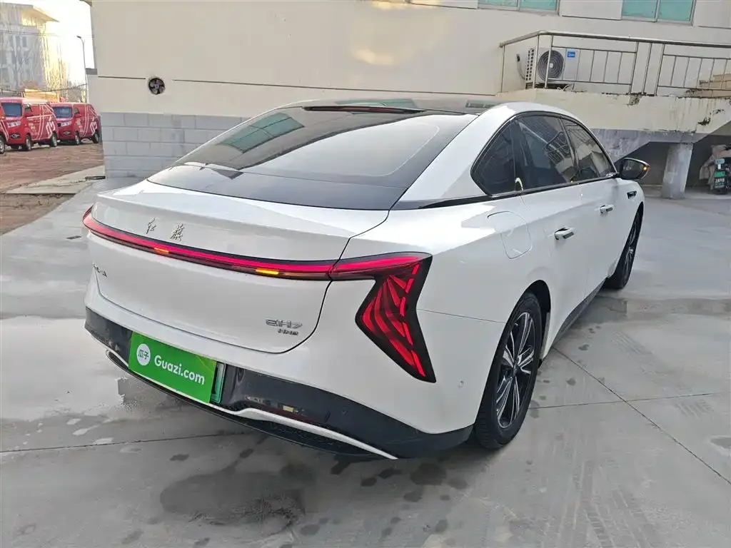 Hongqi EH7 2024 из CN, фото 7