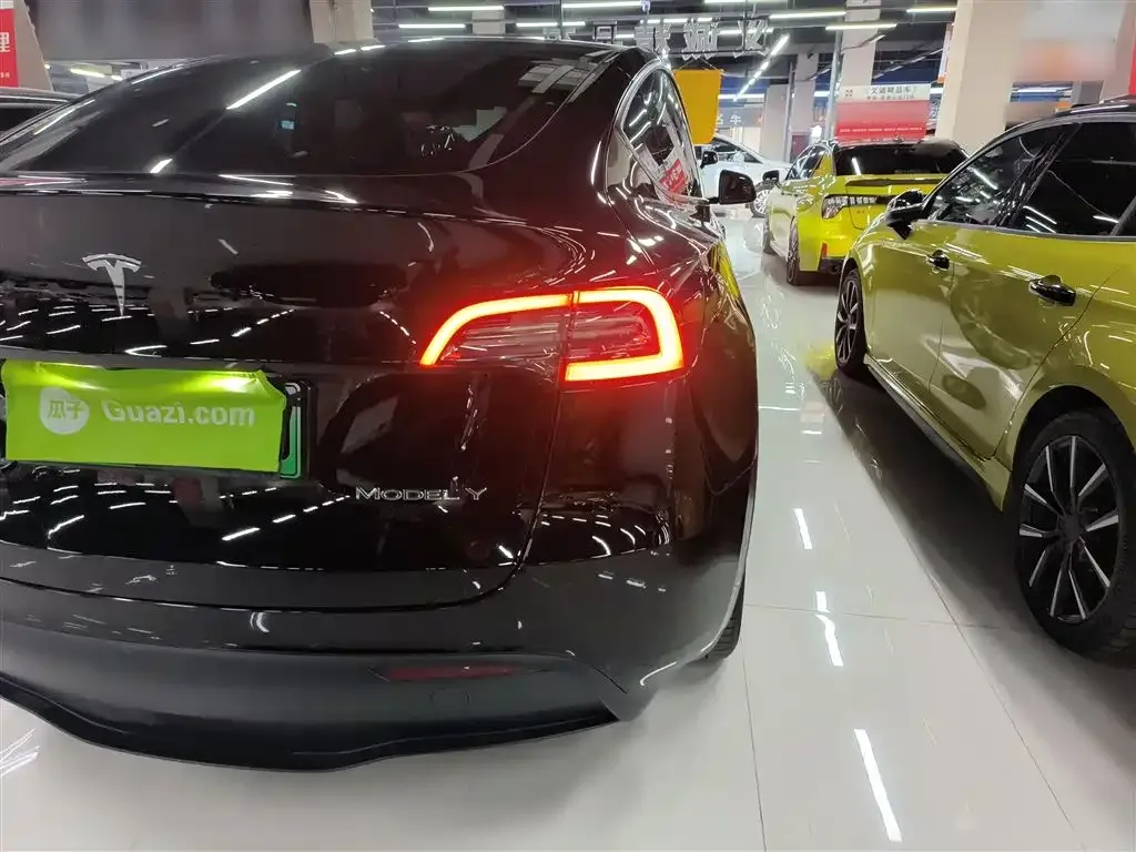 Tesla Model Y 2022 из CN, фото 5