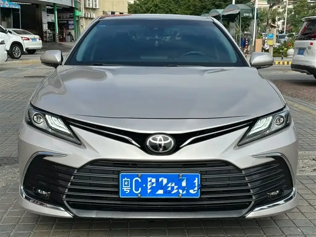 Toyota Camry 2022 из CN, фото 2